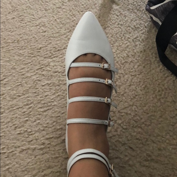 Cecelia New York ‘Georgie’ Pointy Toe Flat - Picture 2 of 3